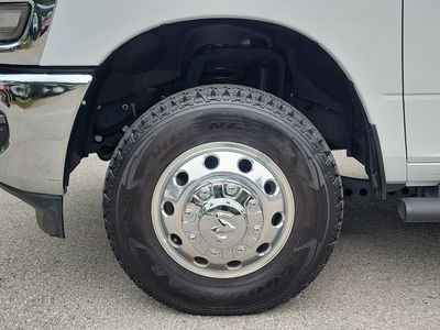 2025 Ram 3500 - Photo 6