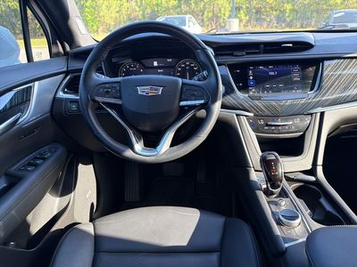 2024 Cadillac XT6 - Photo 2