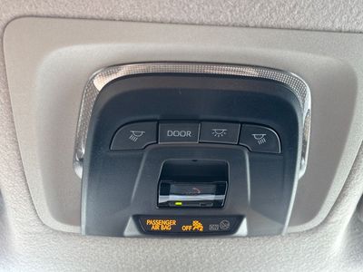 2026 Toyota Corolla Cross — photo 15 view