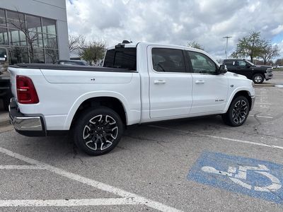 2026 RAM 1500 — photo 32 view