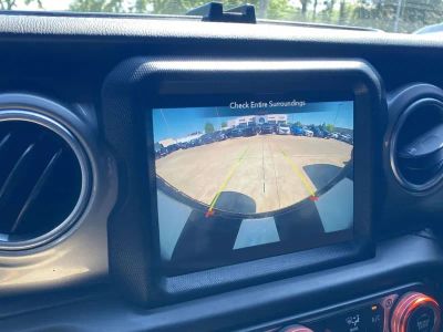 2021 Jeep Wrangler - Photo 26