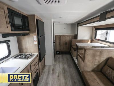 2025 Keystone RV Springdale — photo 8 view
