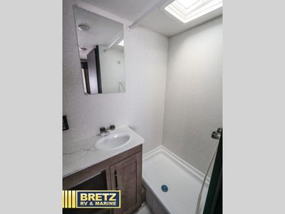 2025 Keystone RV Springdale — photo 18 view