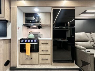 2026 Grand Design Imagine XLS - Photo 26