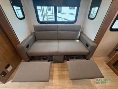 2026 Keystone RV Reign — photo 24 view