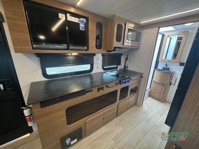 2026 Keystone RV Reign — photo 25 view