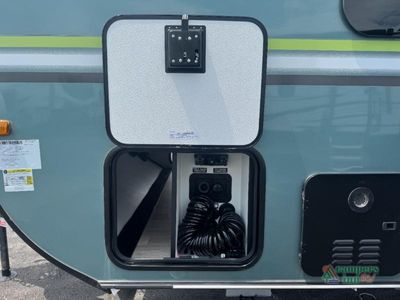 2026 Keystone RV Reign — photo 17 view