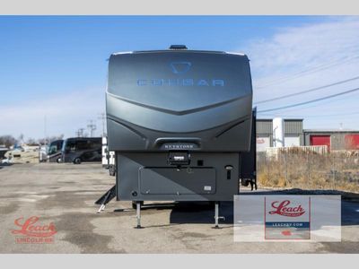 2026 Cougar Sport 2700BH — rear three-quarter view