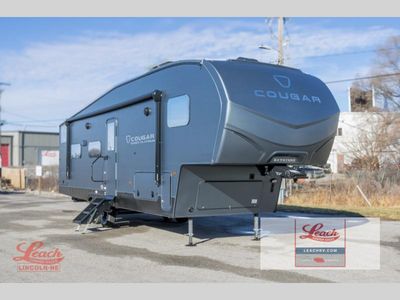 2026 Cougar Sport 2700BH — front three-quarter view