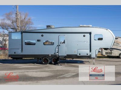2026 Cougar Sport 2700BH — photo 10 view