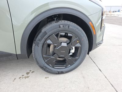 2026 Kia Sportage Plug-In Hybrid — photo 15 view