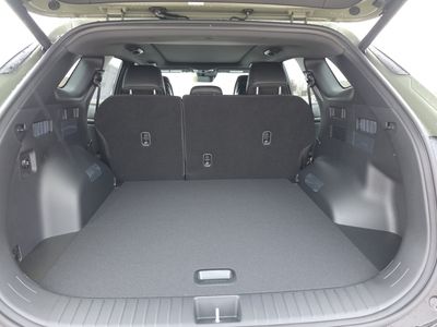 2026 Kia Sportage Plug-In Hybrid — photo 11 view