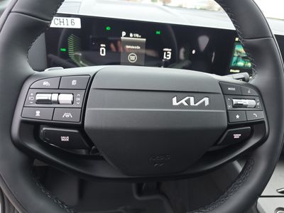 2026 Kia Sportage Plug-In Hybrid — photo 12 view