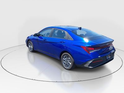 2024 Hyundai Elantra — detail view