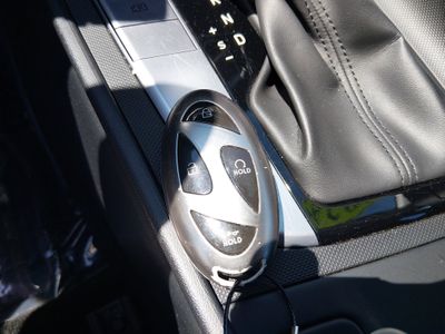2024 Hyundai Elantra — photo 15 view