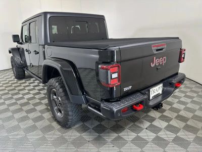 2020 Jeep Gladiator — side profile view