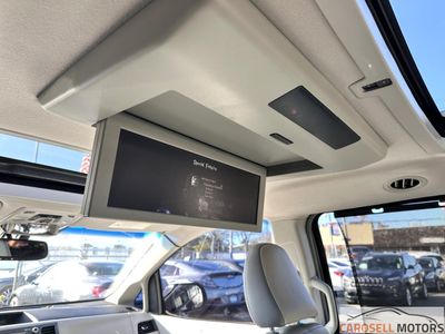 2013 Toyota Sienna — photo 28 view
