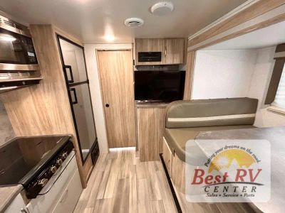 2022 Winnebago Industries Towables Micro Minnie - Photo 21