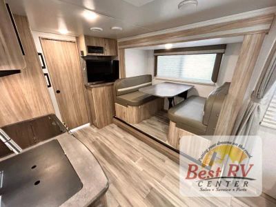 2022 Winnebago Industries Towables Micro Minnie - Photo 13