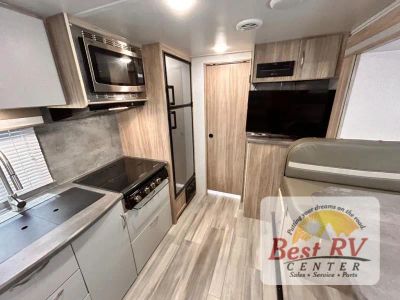 2022 Winnebago Industries Towables Micro Minnie - Photo 22