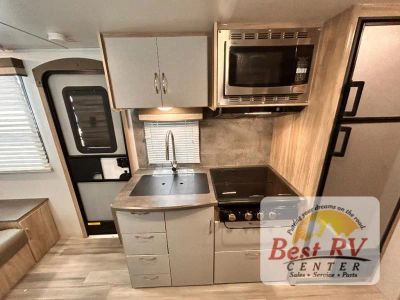 2022 Winnebago Industries Towables Micro Minnie - Photo 25