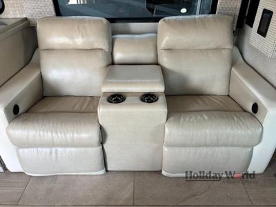 2022 Newmar Supreme Aire — photo 10 view