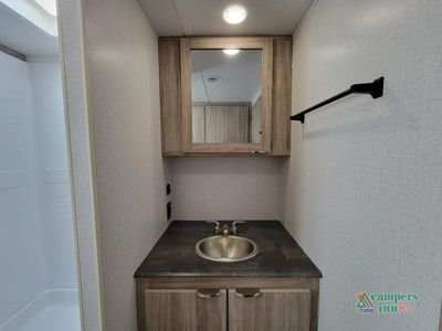 2022 Winnebago Minnie — photo 7 view