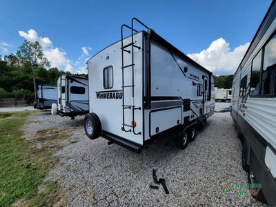2022 Winnebago Minnie — detail view