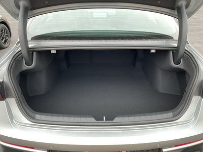 2026 Kia K5 — photo 17 view