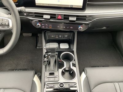 2026 Kia K5 — photo 13 view