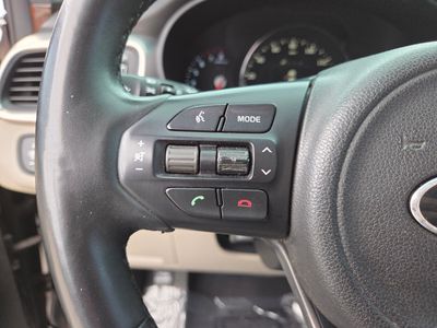 2018 Kia Sorento — photo 27 view