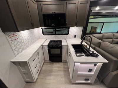 2026 Jayco CYCLONE - Photo 14