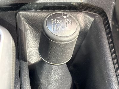 2019 Toyota 4Runner — photo 13 view
