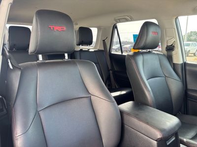 2019 Toyota 4Runner — photo 16 view