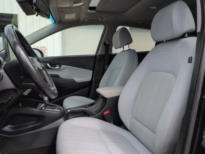 2023 Hyundai Kona — photo 12 view