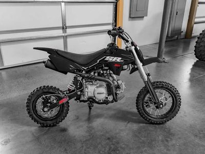 2025 SSR Motorsports SR110SE — engine compartment view