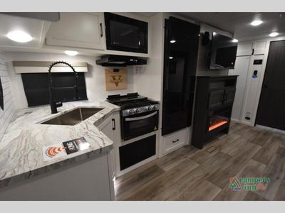 2025 Venture RV Stratus — photo 33 view