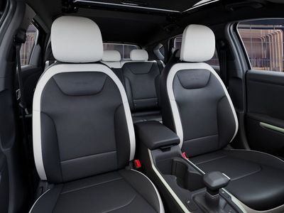 2026 Kia K4 — photo 15 view