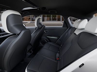 2026 Kia K4 — photo 18 view