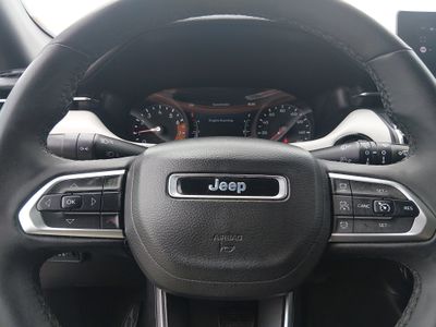 2024 Jeep Compass - Photo 12