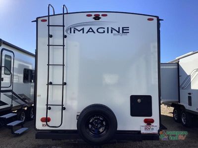 2023 Grand Design Imagine - Photo 6