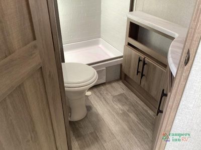 2023 Grand Design Imagine - Photo 26