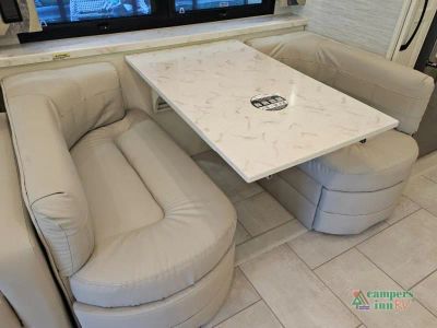 2027 Tiffin Motorhomes Phaeton — photo 45 view