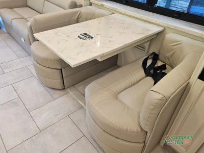 2027 Tiffin Motorhomes Phaeton — photo 44 view