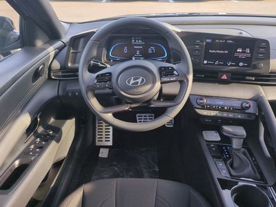 2026 Hyundai ELANTRA — photo 17 view