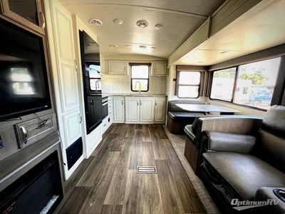2024 Keystone Cougar Half-Ton — interior view