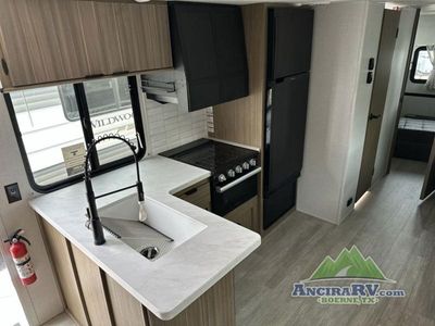 2025 Forest River RV Wildwood X-Lite - Photo 8