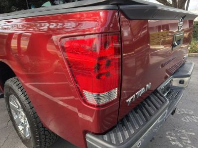 2014 Nissan Titan - Photo 12