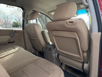 2014 Nissan Titan - Photo 25