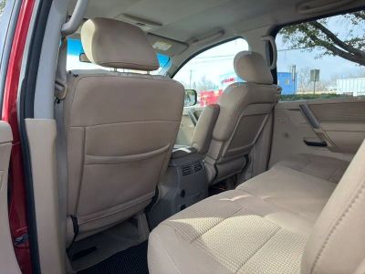 2014 Nissan Titan - Photo 19